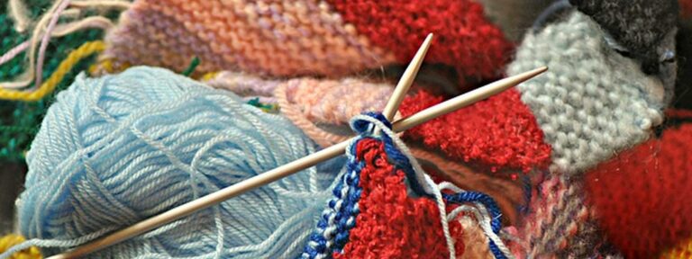 Thomas Memorial Library Knitters Group